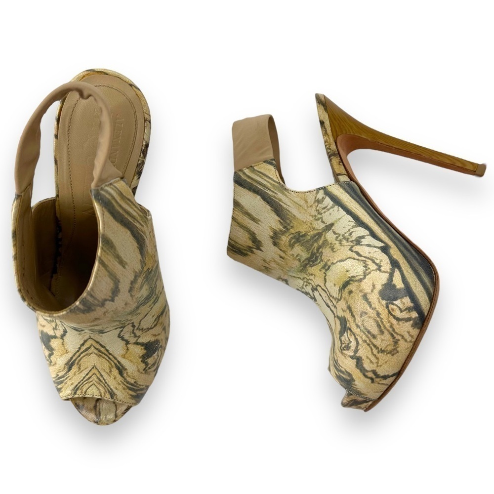 Alexander McQueen Leather Printed Slingback Stiletto Heels Sandals Size 6.5